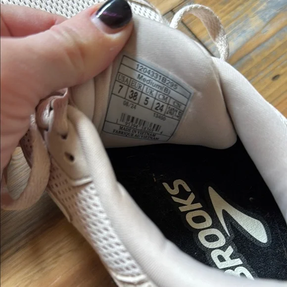 Women's Brooks Ghost Max shoes - Picture 6 of 6